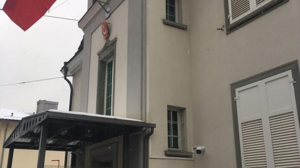 Βομβιστική επίθεση τα ξημερώματα στο τουρκικό Προξενείο στη Ζυρίχη