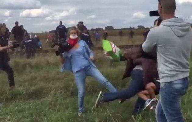 Τρία χρόνια φυλάκιση με αναστολή στην εικονολήπτρια από την Ουγγαρία που κλώτσησε πρόσφυγα – ΒΙΝΤΕΟ