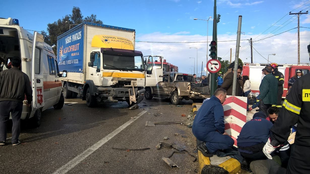 Πολύνεκρο τροχαίο στην εθνική οδό Πατρών–Πύργου – ΦΩΤΟ