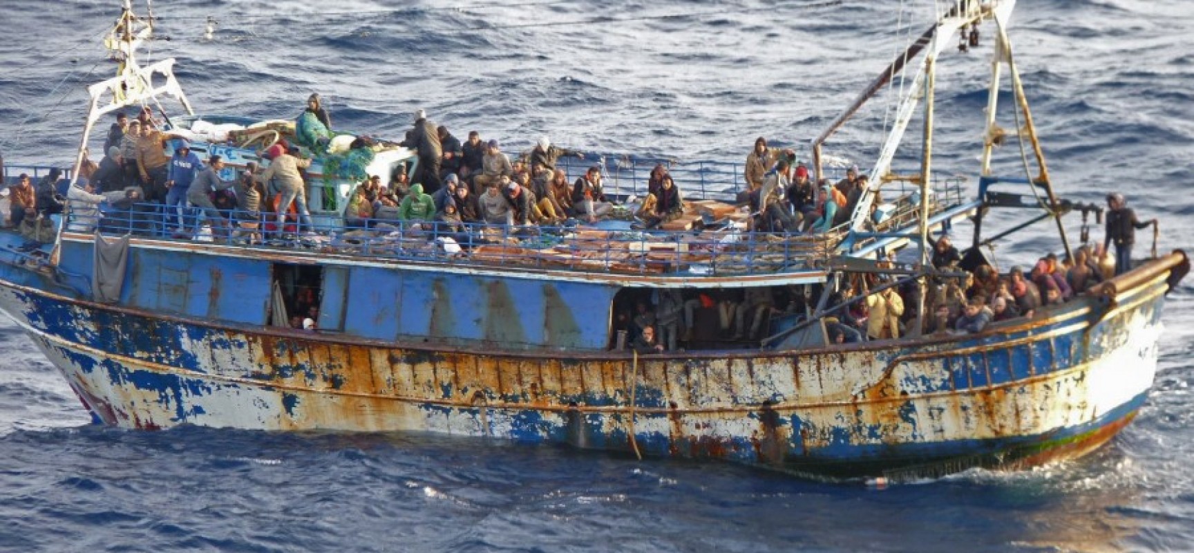 Τουλάχιστον 1.000 άτομα διασώθηκαν την Παρασκευή στη Μεσόγειο