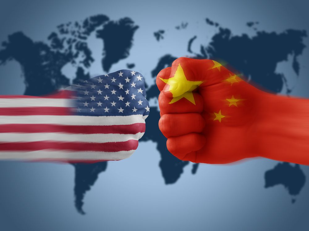 People’s Daily: Ένας εμπορικός πόλεμος Κίνας – ΗΠΑ θα ζημιώσει και τις δύο χώρες