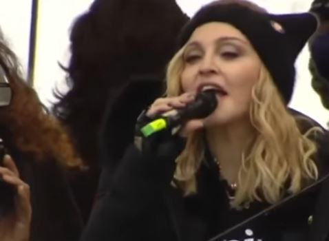 Έρευνα της CIA για τη δήλωση της Μαντόνα: Σκέφτηκα να ανατινάξω τον Λευκό Οίκο – ΒΙΝΤΕΟ