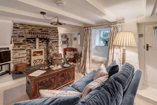 Perierga.gr-Καλύβα 300 ετών κρύβει μία απίστευτα πολυτελή κατοικία