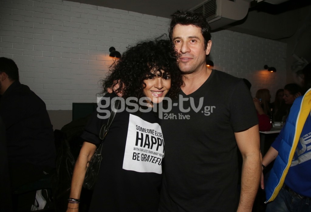 Αγαπημένοι ηθοποιοί έγιναν… σερβιτόροι για καλό σκοπό – ΦΩΤΟ