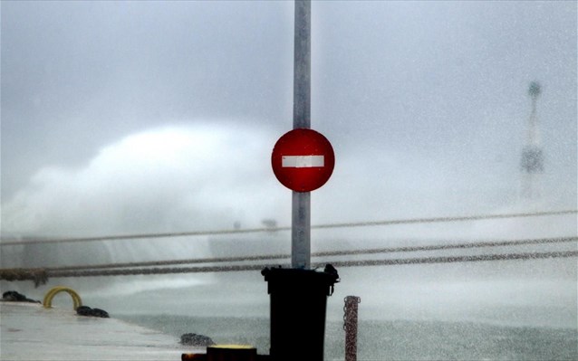 Απαγορευτικό απόπλου για τα πλοία ανοιχτού τύπου σε Κέρκυρα και Ηγουμενίτσα