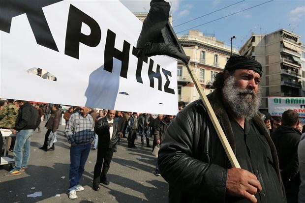 Αγρότες από την Κρήτη έρχονται στην Αθήνα για το συλλαλητήριο