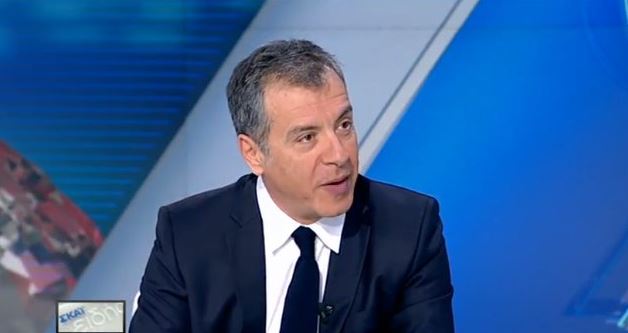 Ο Θεοδωράκης για τις αποχωρήσεις βουλευτών: Αυτοί που φεύγουν είναι δειλοί – ΒΙΝΤΕΟ