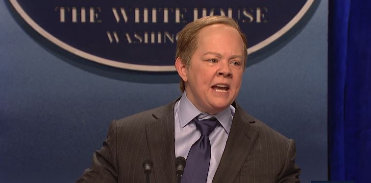 “Θύμα” σάτιρας ο εκπρόσωπος του Λευκού Οίκου – ΒΙΝΤΕΟ