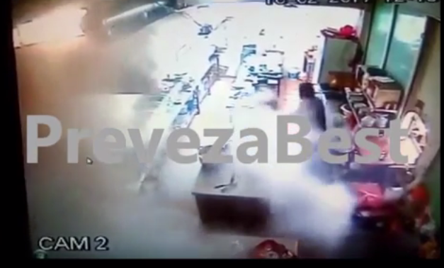 Τον πήρε στο κυνήγι η… χύτρα – Δείτε το βίντεο