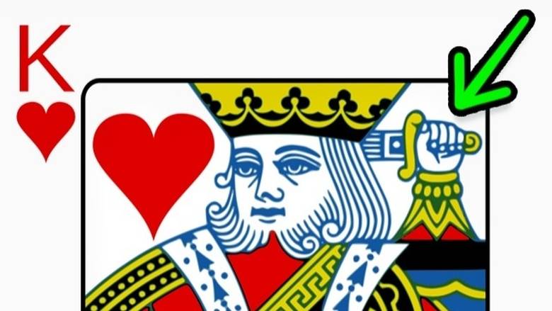 Γιατί ο Ρήγας Κούπα έχει το σπαθί στο κεφάλι του;