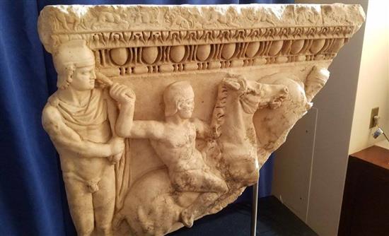 Οι ΗΠΑ επέστρεψαν στην Ελλάδα κλεμμένη ρωμαϊκή σαρκοφάγο