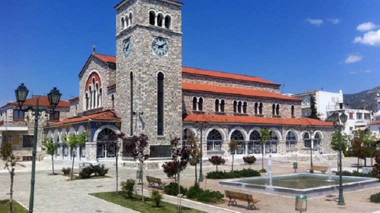 Άγριο bullying στον Βόλο: Ανάγκαζαν νεαρό να βουτάει σε συντριβάνι