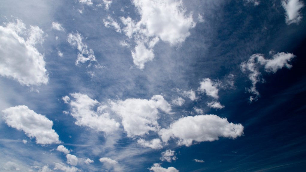 Αίθριος καιρός με τοπικές νεφώσεις