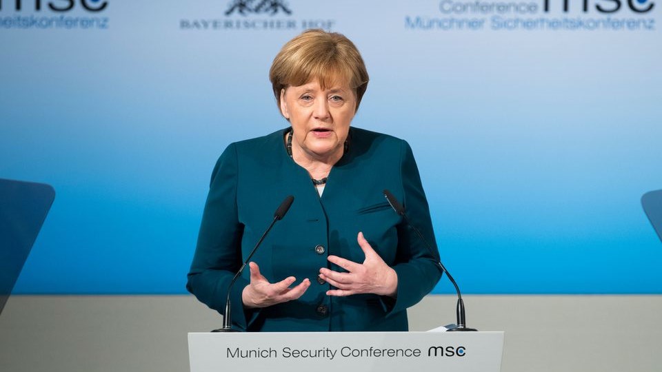 Πρωτοβουλία Μέρκελ για την αξιολόγηση