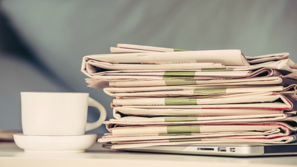 8 λόγοι για να μην πετάτε τις παλιές εφημερίδες
