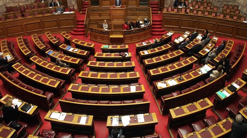 Στην Βουλή η κόντρα του Γεωργιάδη με τον Πολάκη για τις “πειραγμένες” τιμές φαρμάκων