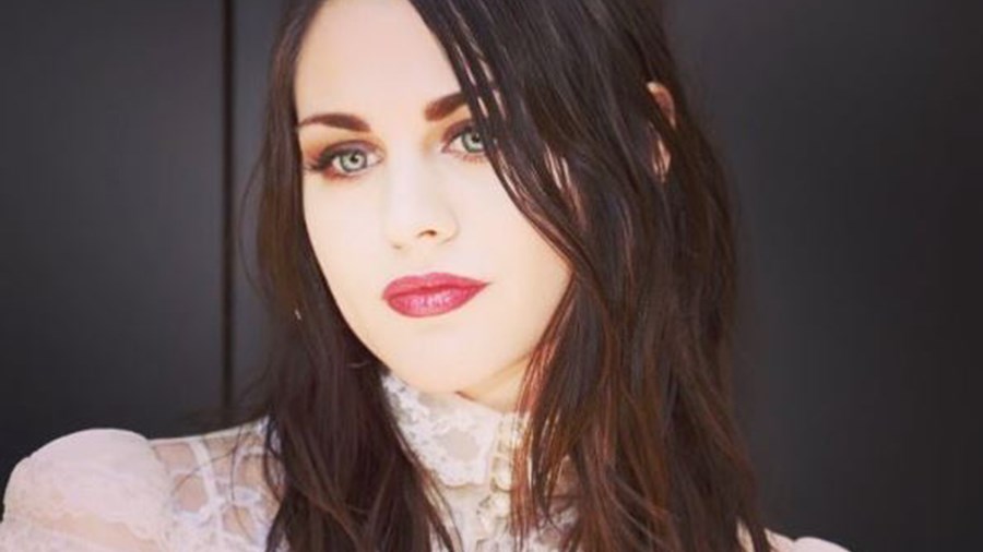 Το συγκινητικό μήνυμα της κόρης του Κερτ Κομπέιν – ΦΩΤΟ