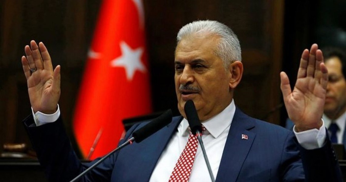 Ο Τούρκος Πρωθυπουργός σχημάτισε το σήμα των Γκρίζων Λύκων μέσα στη Βουλή – ΒΙΝΤΕΟ – ΦΩΤΟ