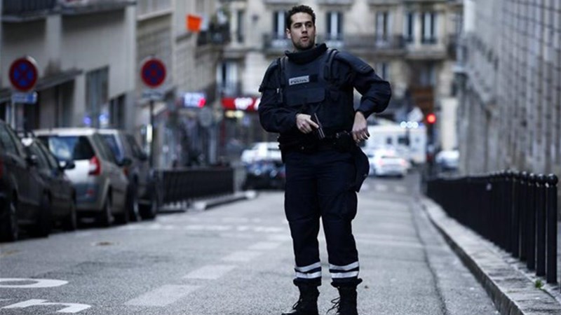Γαλλία – Συνελήφθησαν τρία άτομα που σχεδίαζαν τρομοκρατική επίθεση
