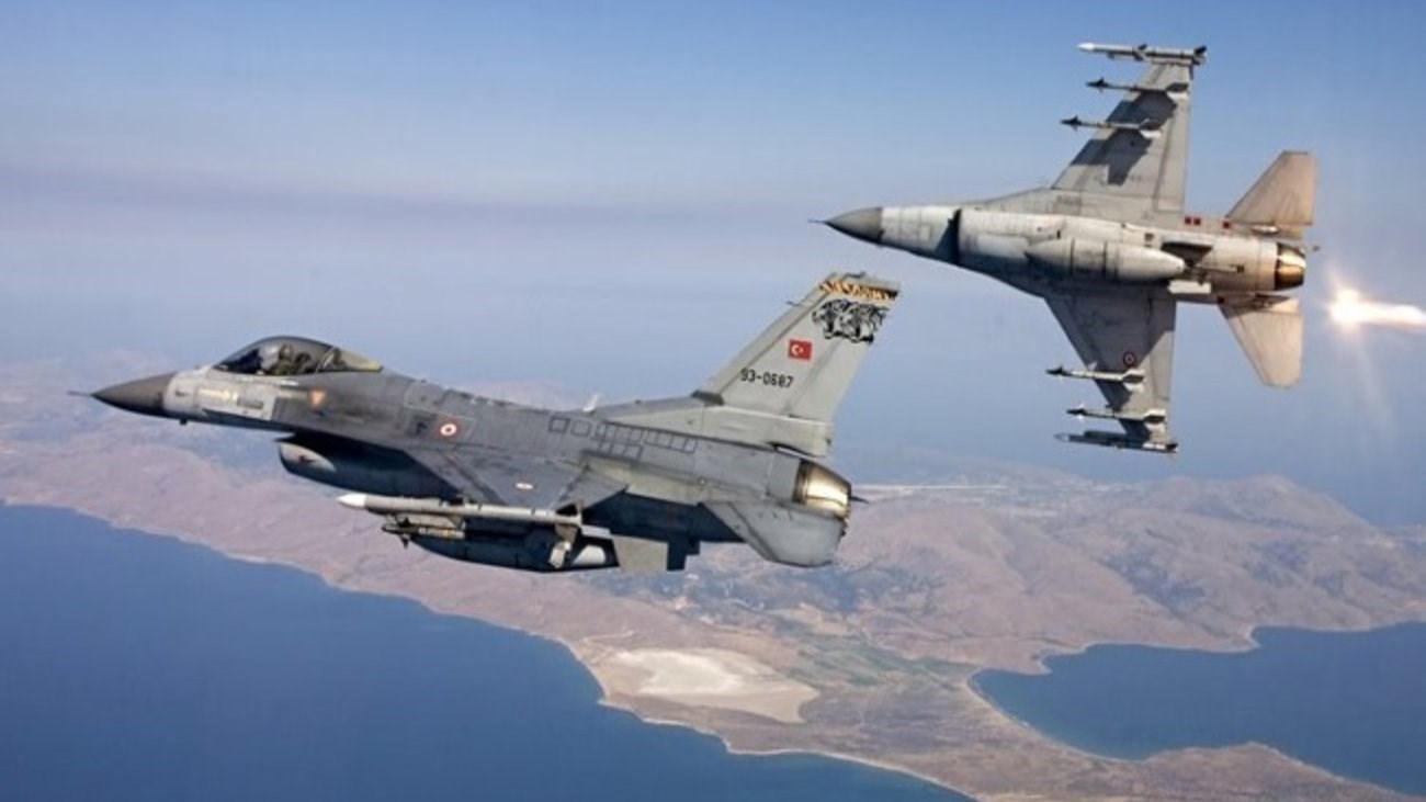 Εικονική αερομαχία ελληνικών και τουρκικών μαχητικών πάνω από το Αιγαίο