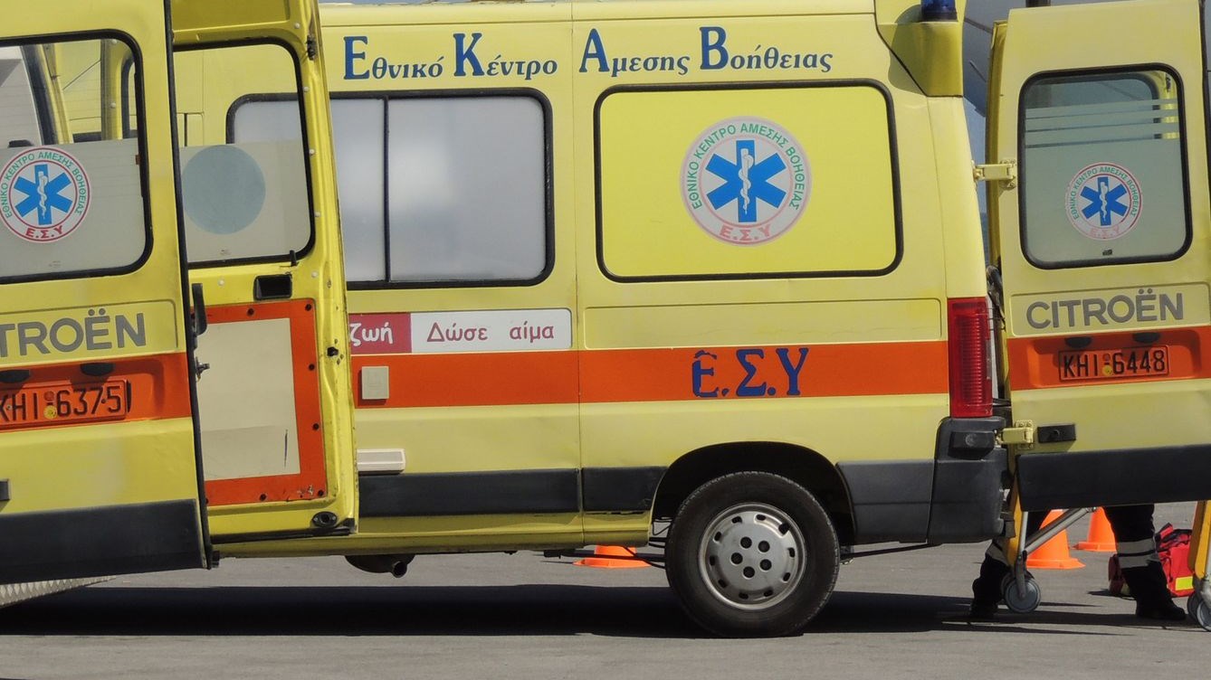 Τροχαίο ατύχημα στην 117 Πτέρυγα Μάχης στην Ανδραβίδα – Σοβαρά τραυματισμένος ο αναβάτης – ΦΩΤΟ