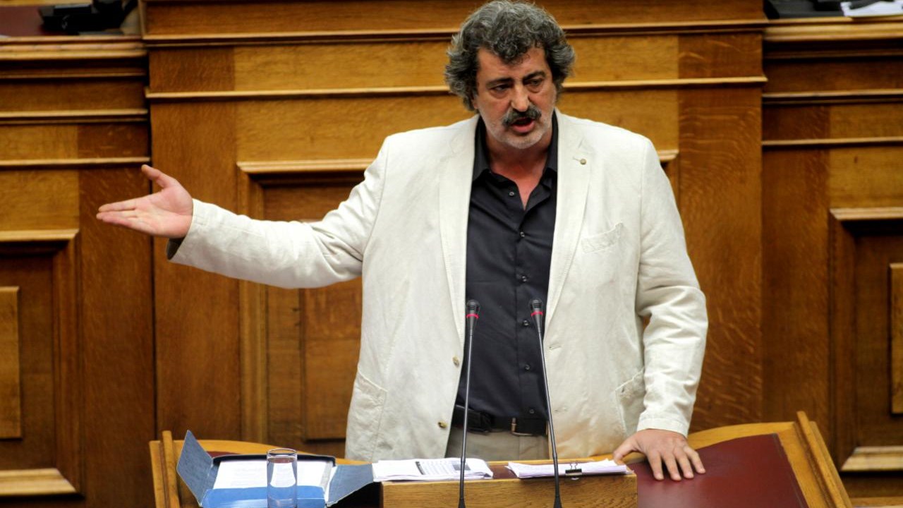 Ερήμην του Πολάκη συζητήθηκαν οι αγωγές της ΠΟΕΔΗΝ και του προέδρου της Μιχάλη Γιαννάκου