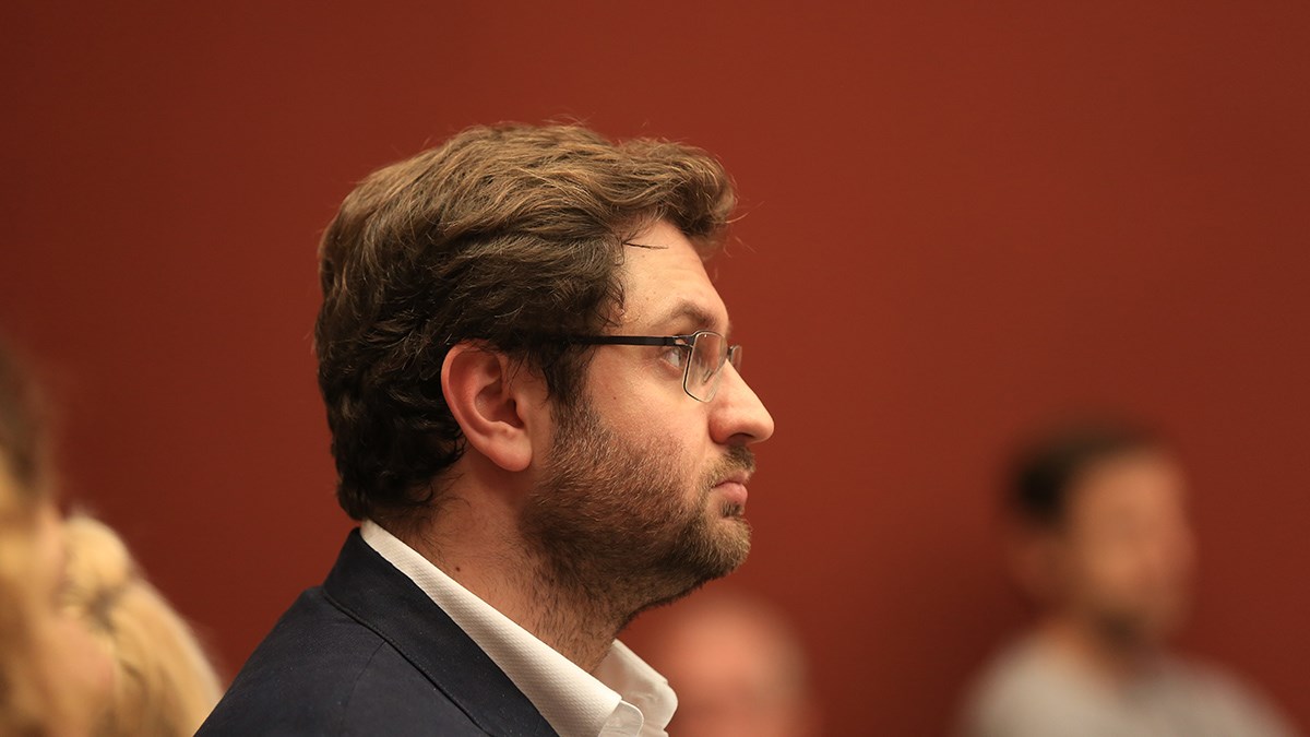 Ζαχαριάδης: Μπορώ να σας απαντήσω και πώς αναπαράγεται το κολεόπτερο – ΒΙΝΤΕΟ