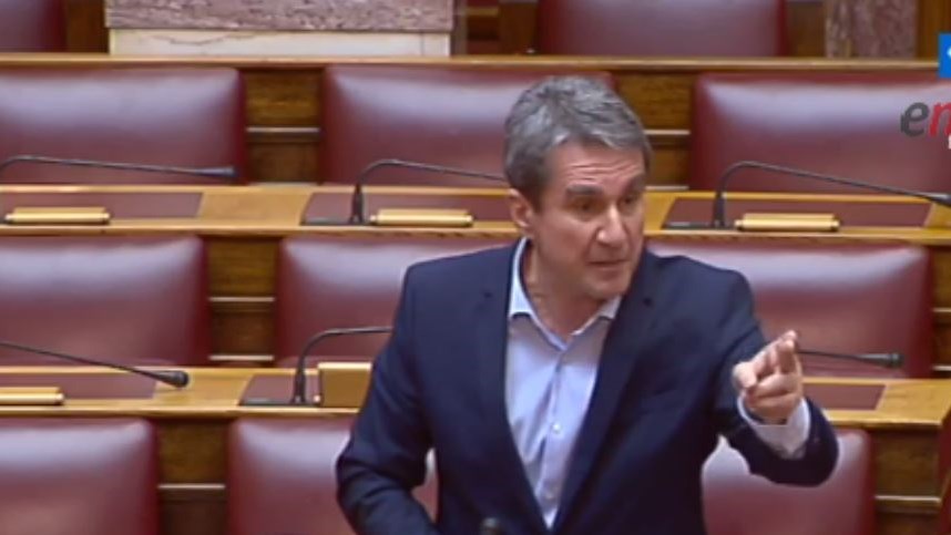 Η αυστηρή παρατήρηση του Λοβέρδου σε συνεργάτη υπουργού – ΒΙΝΤΕΟ