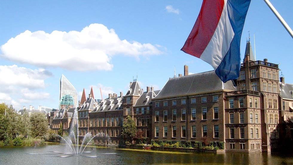 Ολλανδία: Το κοινοβούλιο θα εξετάσει τη μελλοντική σχέση της χώρας με το ευρώ