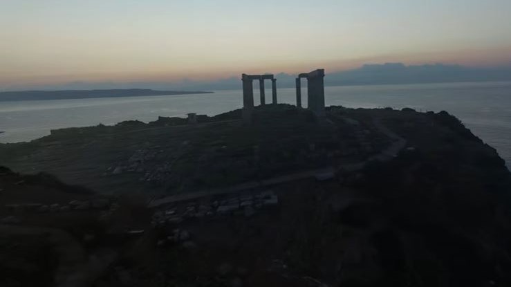 Εντυπωσιακά πλάνα με drone από τον Ναό του Ποσειδώνα στο Σούνιο – ΒΙΝΤΕΟ