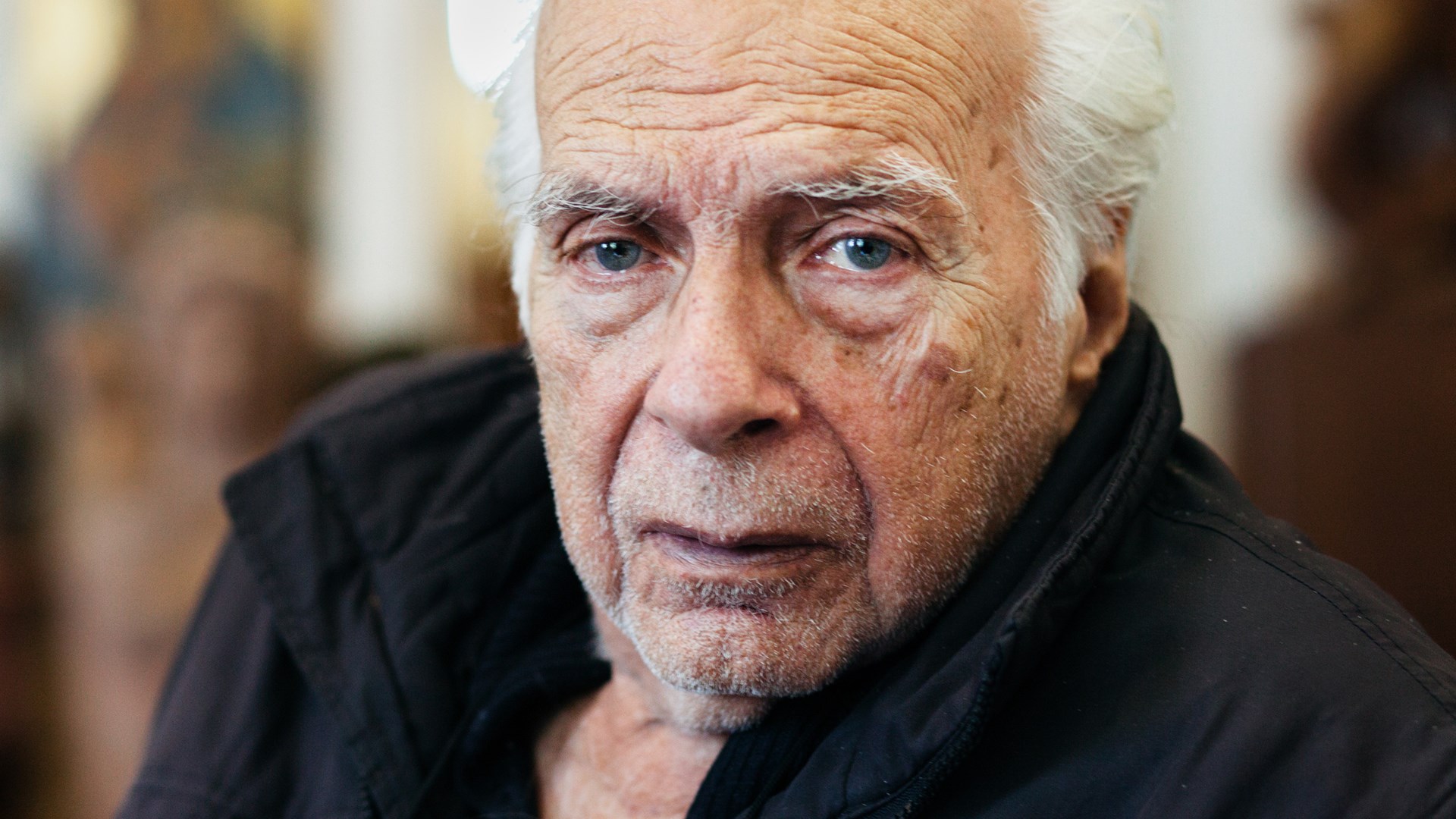 Η οικογένεια του Νίκου Κούνδουρου αρνήθηκε να γίνει δημοσία δαπάνη η κηδεία του