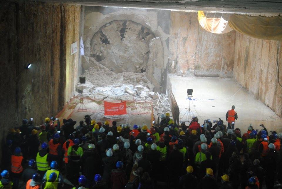 Ο μετροπόντικας φτάνει στον σταθμό Ανάληψης του μετρό Θεσσαλονίκης – ΒΙΝΤΕΟ