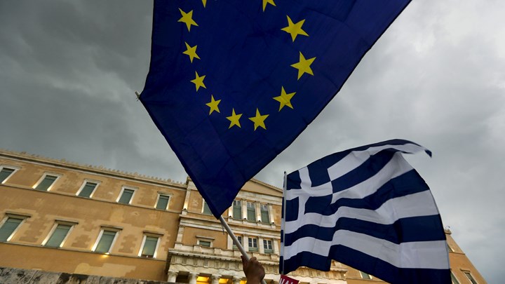 FT: Πιο “άρρωστη” από ποτέ η Ελλάδα και η αγωνία της παρατείνεται