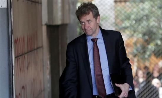 Η απόρρητη επιστολή που “καίει” τον Τόμσεν – ΒΙΝΤΕΟ