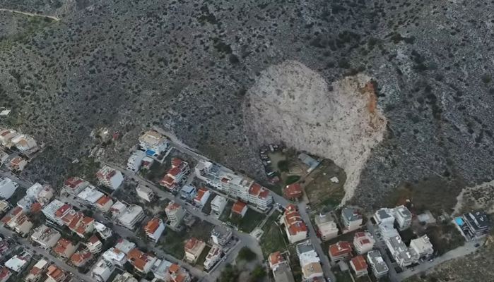 Η μεγαλύτερη… καρδιά της Αττικής – ΒΙΝΤΕΟ