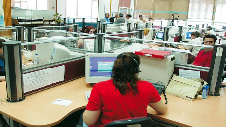 Προαναγγελία για χιλιάδες μονιμοποιήσεις συμβασιούχων στο Δημόσιο