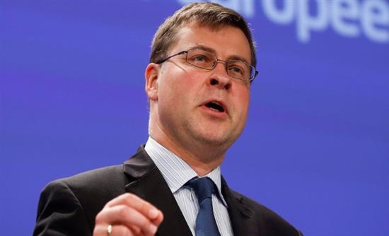 Ντομπρόβσκις: Όλοι να κάνουν ένα βήμα μπροστά για να έχουμε συμφωνία