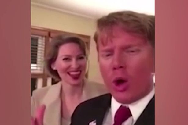 Ιστοσελίδα αναζητά σωσία του Τραμπ για «ροζ» ταινίες