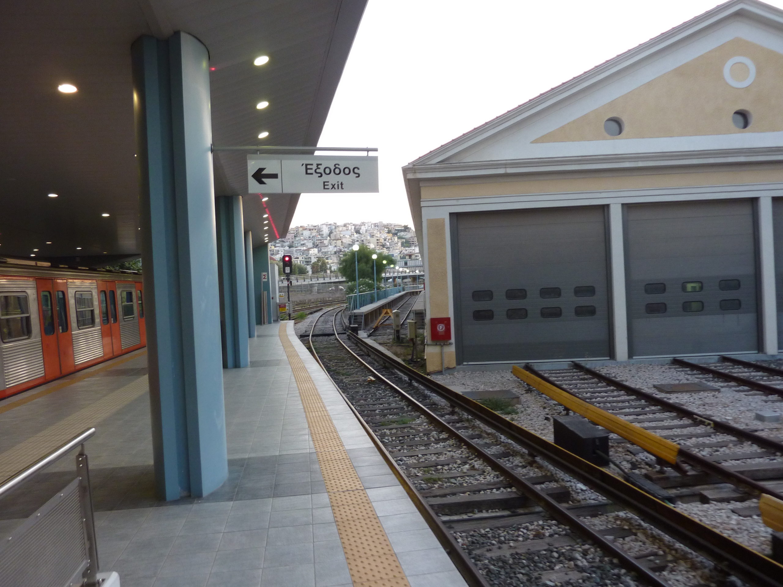 Άγνωστοι προκάλεσαν φθορές σε ακυρωτικά μηχανήματα του ΗΣΑΠ