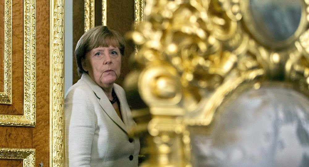 Γερμανία: Η κεντροαριστερά κερδίζει έδαφος μειώνοντας τις προοπτικές της Μέρκελ