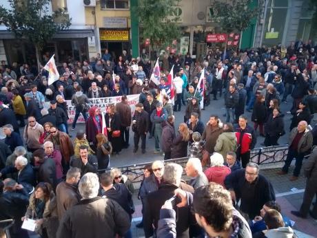 Δικάζεται ο δήμαρχος Πατρέων – Συγκεντρώσεις συμπαράστασης από πολίτες – ΦΩΤΟ