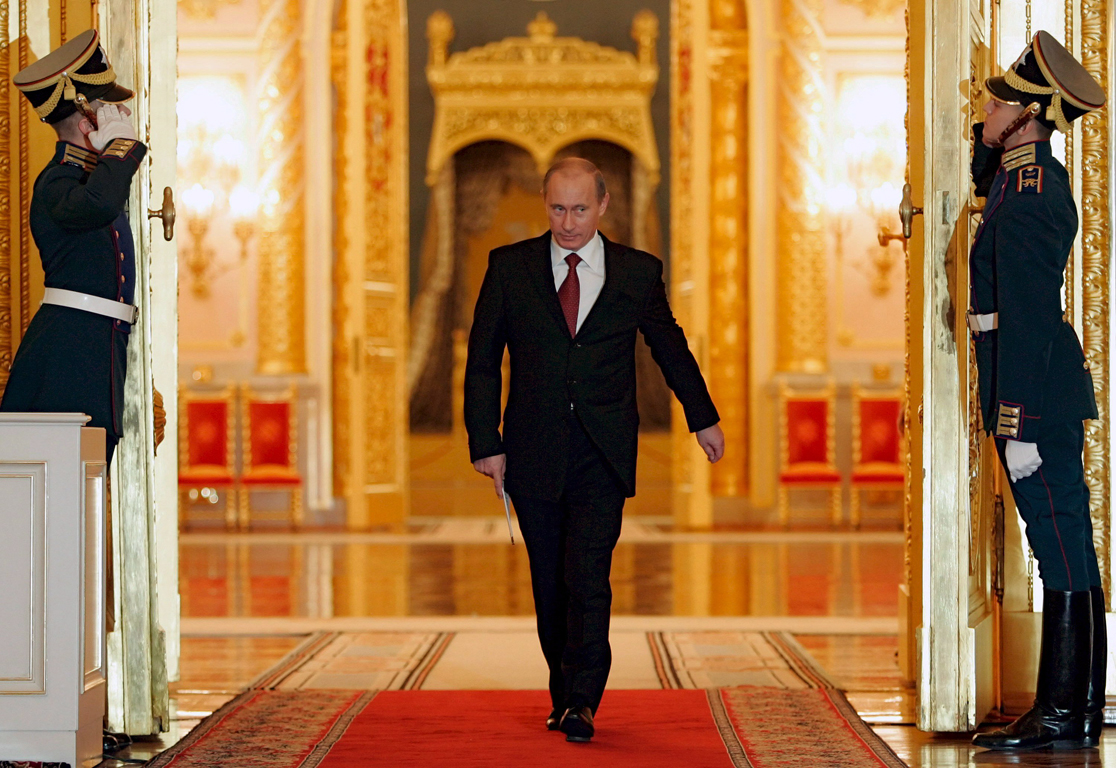 Δημοσιογράφος είπε τον Πούτιν “δολοφόνο” και το Κρεμλίνο περιμένει να ζητήσει συγγνώμη