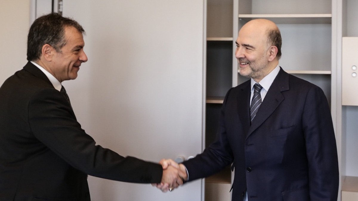 Θεοδωράκης: Όχι άλλες ζαριές με τις ζωές των Ελλήνων