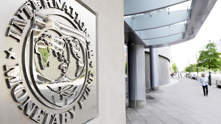 FT: O διχασμός του ΔΝΤ για την ελληνική διάσωση