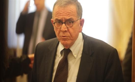 Την παραίτηση του Μουζάλα ζητούν οι δήμαρχοι