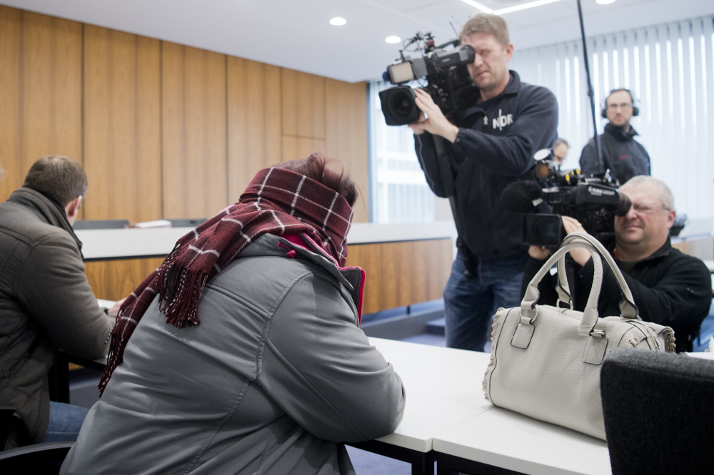 Γερμανία: Σε 4 χρόνια καταδικάστηκε μητέρα που εξέδιδε την ανήλικη κόρη της