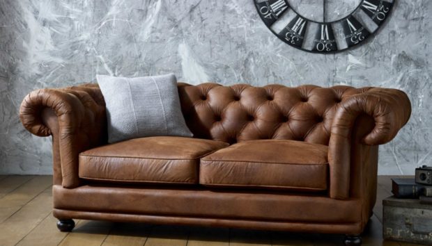 Πώς να καθαρίσετε εύκολα τη δερματίνη χωρίς να την καταστρέψετε