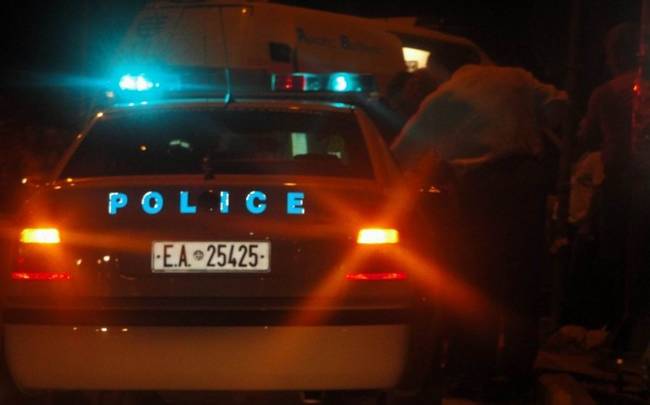 Επεισόδια μετά από επέμβαση της Αστυνομίας σε αυτοσχέδιες κόντρες στη Βάρκιζα