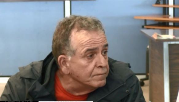 Ο Μουζάλας για το περιστατικό του αστυνομικού με τον μετανάστη: Με βάση αυτά που είδα σας διαψεύδω – ΒΙΝΤΕΟ