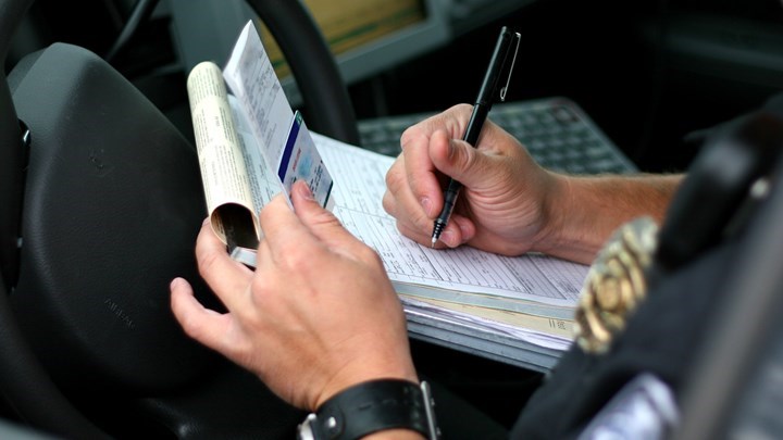 Δείτε τα πρόστιμα που πληρώνουν οι… πλούσιοι Ευρωπαίοι οδηγοί για υπερβολική ταχύτητα